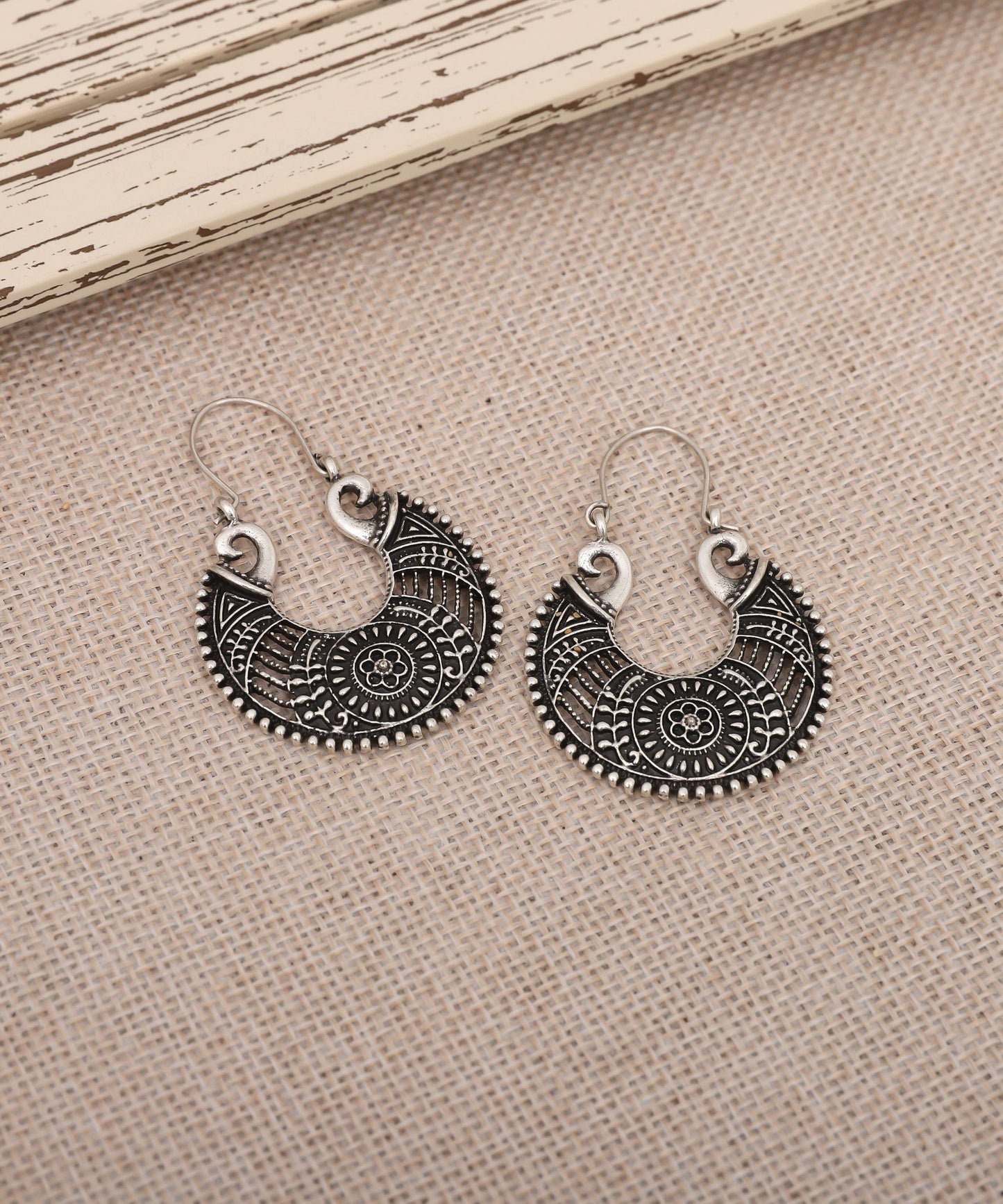 Antique Silver Filigree Oval Circle Earrings