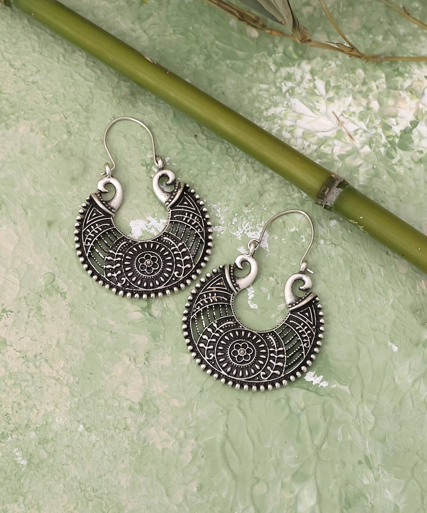 Antique Silver Filigree Oval Circle Earrings
