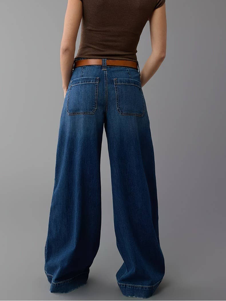 Stretchy casual wide-leg jeans